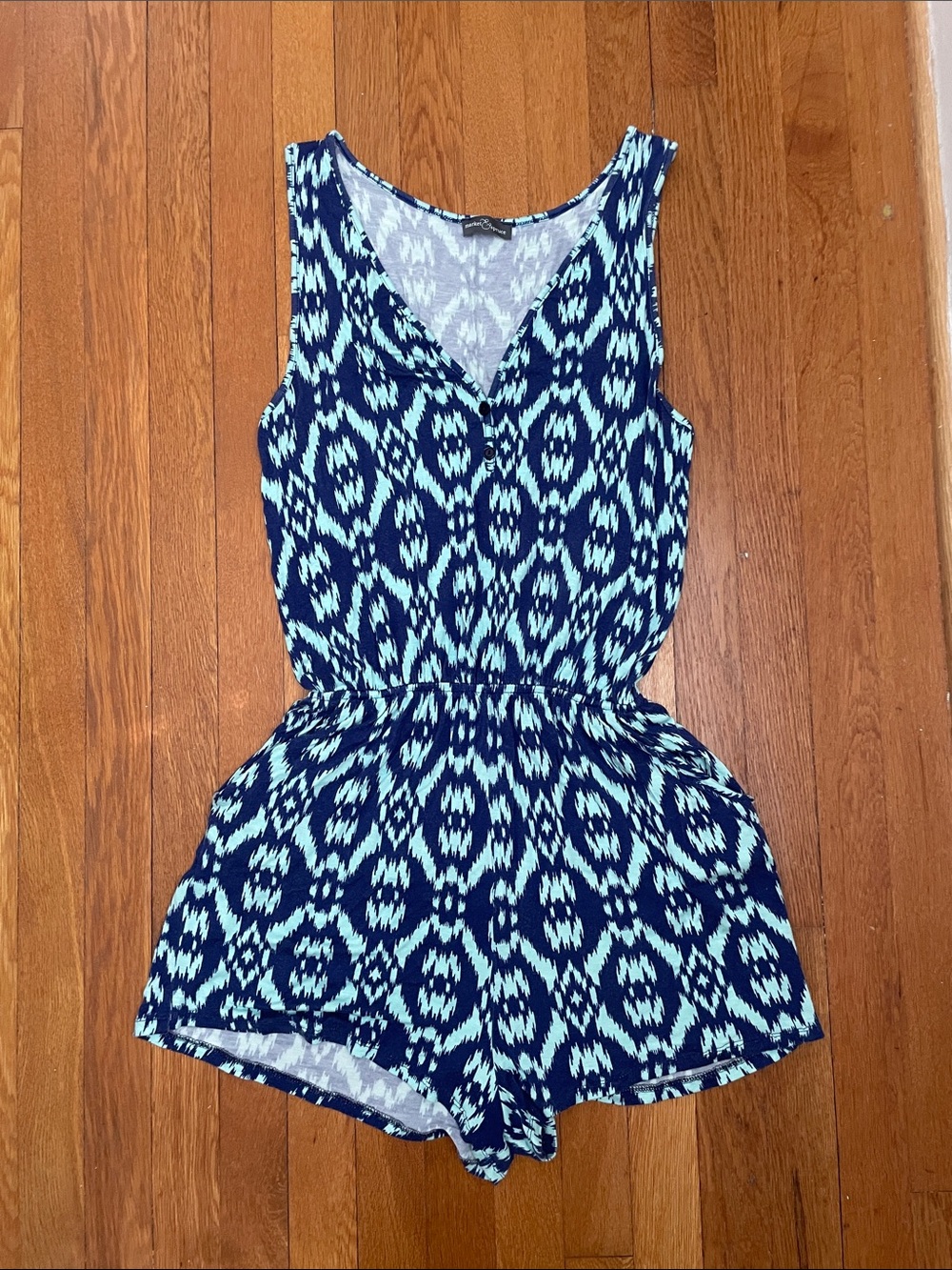 Market & Spruce Blue and White Patterned Romper